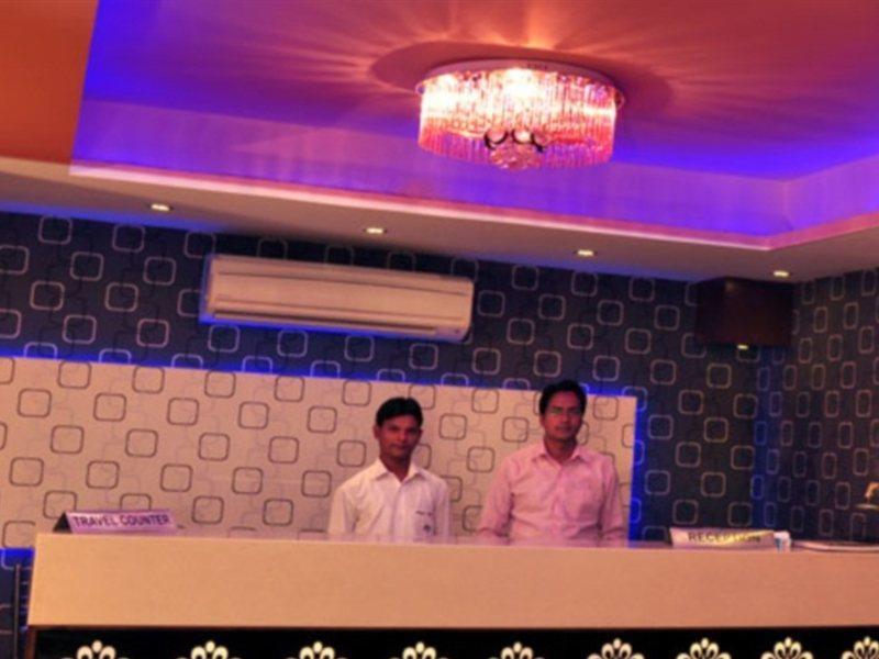 Sohana Palace Yeni Delhi Dış mekan fotoğraf